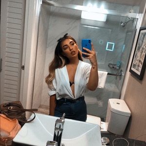 Meet your Posher, Ale